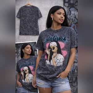 Aaliyah Graphic Short Sleeve Tee - Washed Black